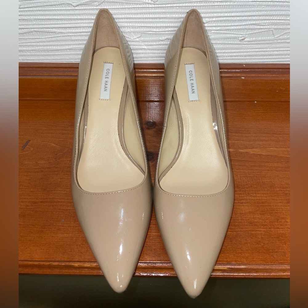 ✨Cole Haan Nude Heels-Size 7B✨